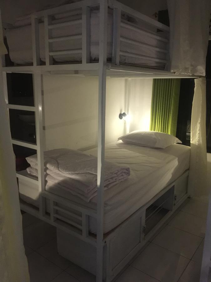 Anggrek Mas Bed & Breakfast Vandrarhem Ubud Exteriör bild